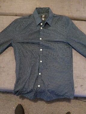 H&M Men's Navy Blue Microdot Button-Down Shirt